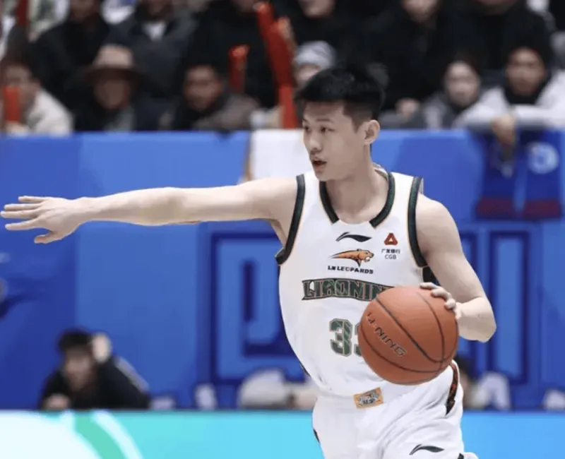 体育赛事-王岚嵚全场12中5，三分6中2得到14分1篮板4助攻