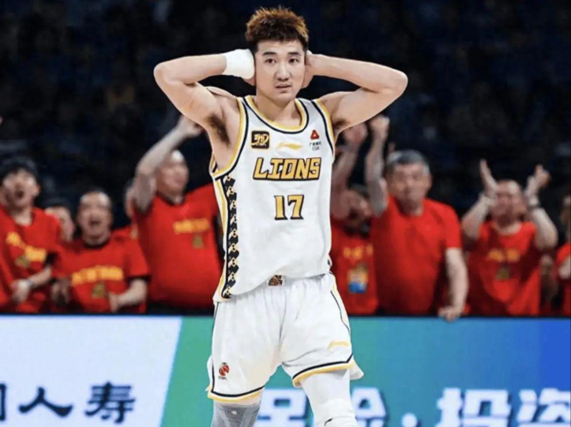 开云体育-12投10铁，被高诗岩打崩心态！球迷：知道你为啥进不了国家队了吧